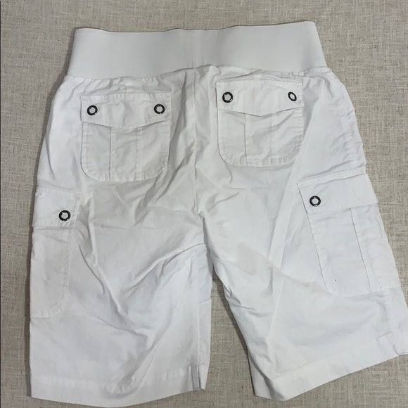 A PEA IN THE POD- Maternity Bermuda - Picture 2 of 7